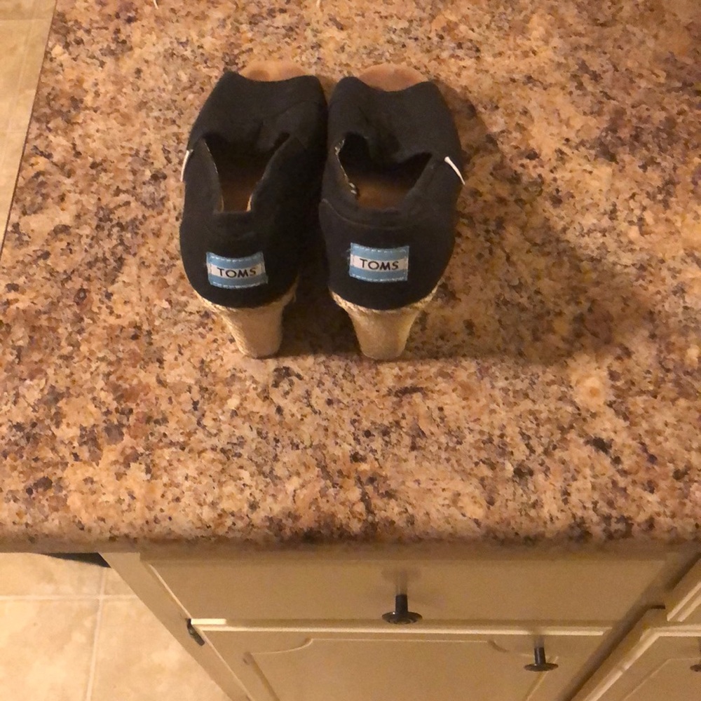 Toms wedge